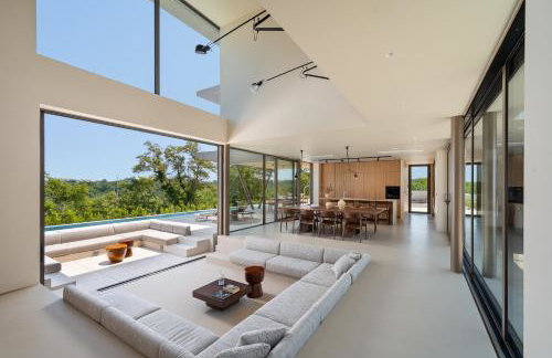 Villa bOx in Central Istria for 14 persons with wellness, 54 m2 heated pool, & kids playground - Foto 17