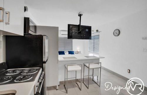 Studio wpool patio walk to beach - Foto 12