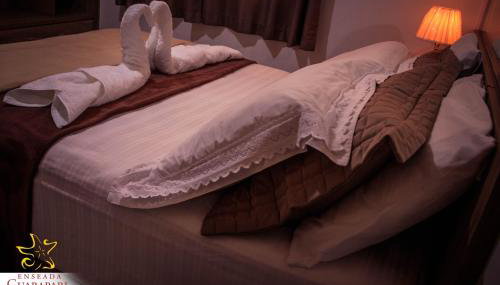 MAIOR NOTA - 2 Quartos com AR CONDICIONADOS SPLIT, Air Fryer, Wi-Fi, Disney Plus, Star Plus, HBO Max, Cadeiras de Praia, Caixa Térmica, Churrasqueira, Rede para Descanso e Chuveirão - 8 pessoas - CONFORTO Máximo - Melhor Localização!! - Foto 3