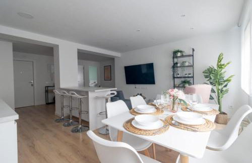 Lujoso apartamento entre 2 playas con garaje, wifi - Foto 25