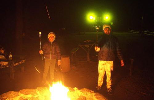 The Perch - Riverfront, Starlinks WiFi & Hot Tub - Photo 27