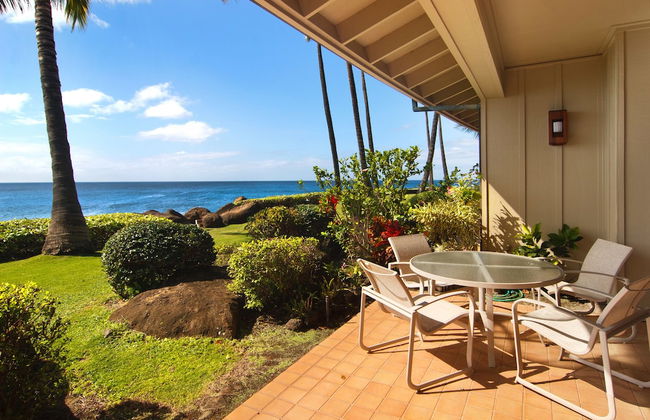 Whalers Cove Oceanfront Resort - Photo 29