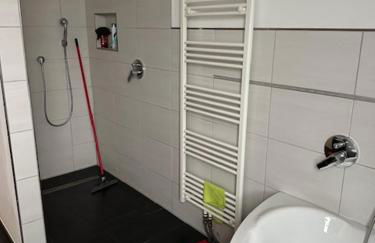 Gehobenes Wohnen wie zu Hause - Foto 6