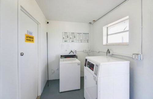 Beautiful Studio w Amazing View of Miami Skyline - Foto 20