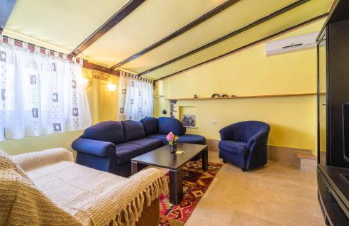 4 Bedroom Lovely Home In Veliki Vareski - Foto 22