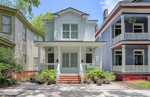 Fun & Renovated Artsy Downtown Apt Dog Friendly with Fully Fenced Backyard and Private Parking - Foto 1