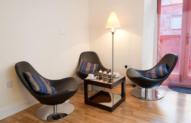 Windsor Street Apartments - Photo 11