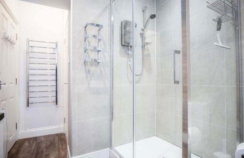 Belle Vue Court - 2 Bedroom Apartment - Tenby - Photo 26