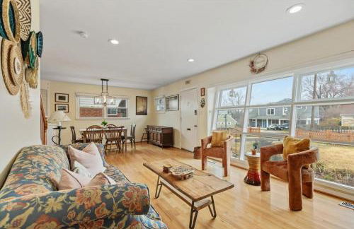 ALX Cape Cod 3-BR Near Old Town & Mount Vernon - Foto 3