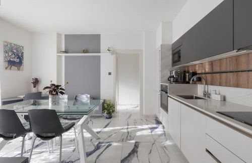 Moonlight - Photo 19