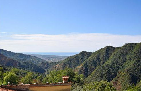 5 Bedroom Amazing Home In Fabbiano - Foto 7