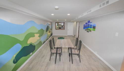 Family Home with Large Yard & Golf Theme Near Rail - Photo 4