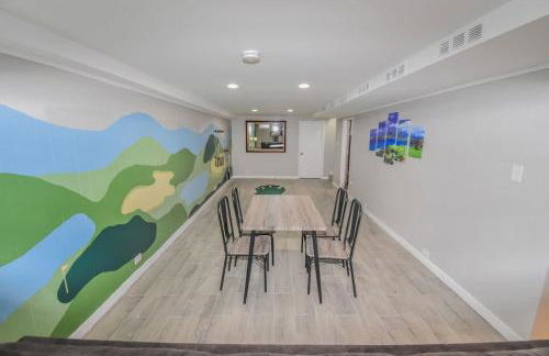 Family Home with Large Yard & Golf Theme Near Rail - Photo 4