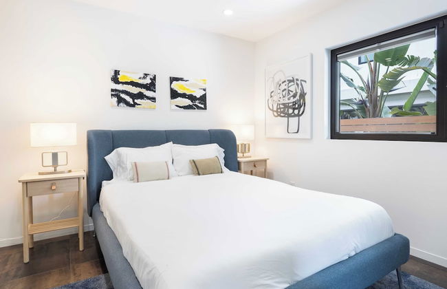 Steps to Beach+shops, Oceanview, Hot Tub+firepit Moonlight Modern by Avantstay - Foto 28