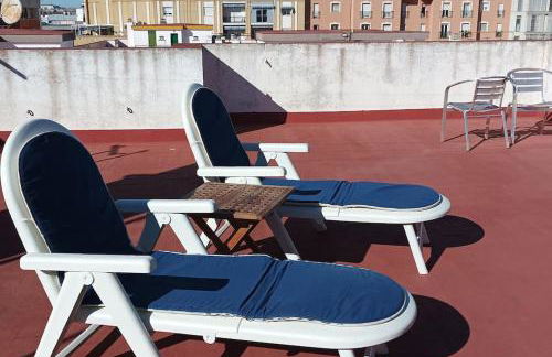 Apto céntrico, 2 aparcamientos privados, bicis - Foto 30