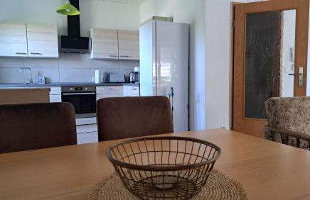 Ferienwohnung zentrale Lage Parkplatz kostenlos Grill Terrasse Fahrradraum Kromlau - Foto 12