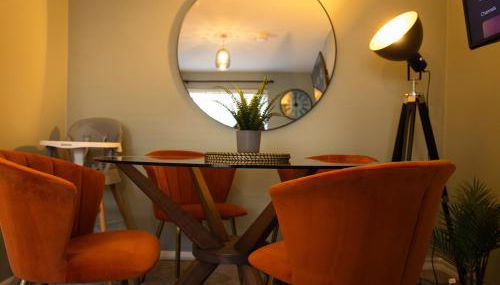 Modern 2-Bed Near Station - Ideal for Relocations & Contractors - Foto 2