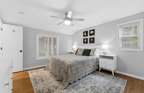 Hillside Cottage- Great Vacation Rental with Private Pool - Foto 21