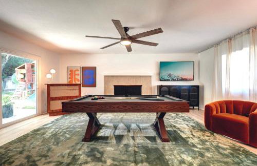 5BR Fun Haven Pool Mini Golf Movie Game room - Foto 3