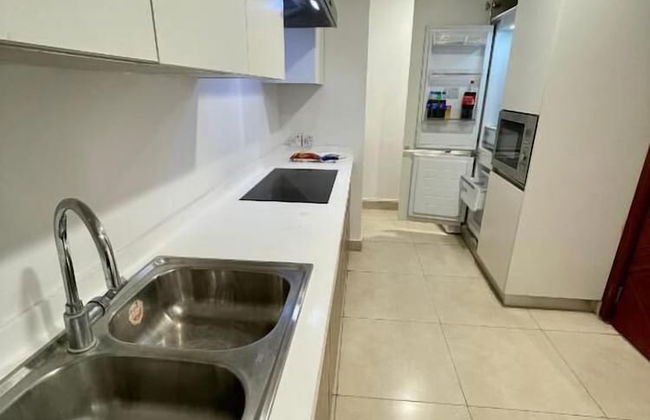 Air Reside Residency Apartment - Photo 33