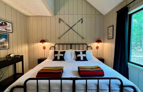 Retro Retreat with Hot Tub, Sauna & Arcade - Foto 36