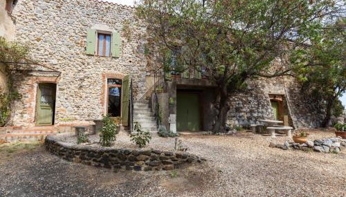 Charming Holiday Home in Tautavel with Balcony - Foto 2