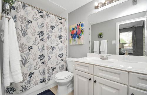 3BR 3Ba Upscale Luxury Home in The Heights - Foto 52