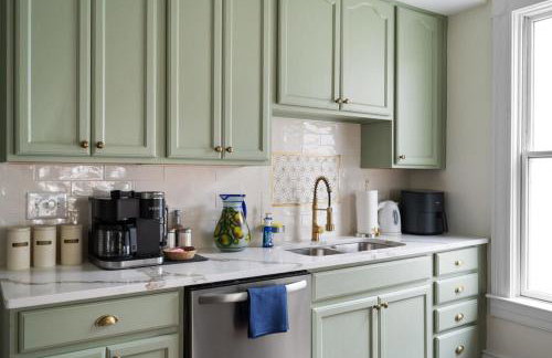 Prime Derby Location - Firepit - Yard - Family Friendly - Foto 12