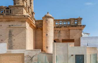 Céntrico apartamento con piscina - Foto 26