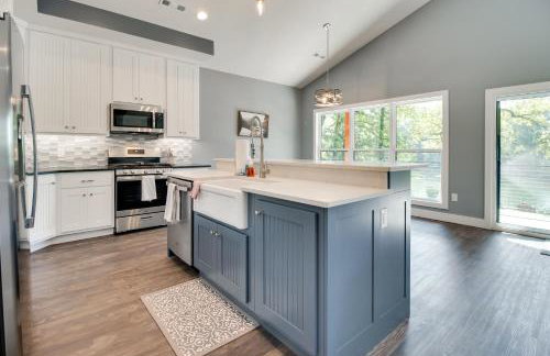 Riverfront Salesville Cabin Rental with Shared Dock! - Foto 10