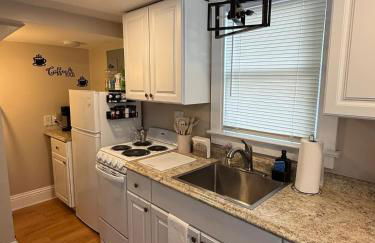Cute and Cozy Apt Near Historic Downtown Sanford - Foto 29