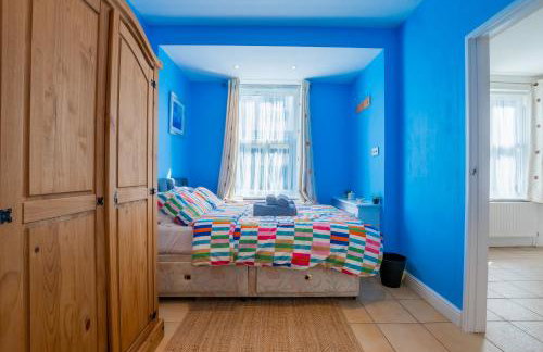 Huge 4 BR, 30s to Tube, 3 Bath & Gym Gear - Foto 22