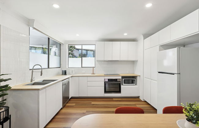 Coastal Hideaway on Palm Beach - Photo 4