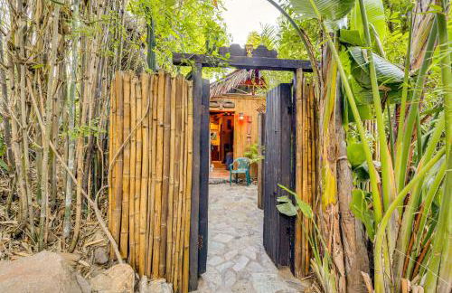 2 Mi to Echo Park Funky Silver Lake Studio - Photo 22