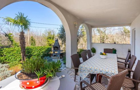 3 Bedroom Amazing Home In Malinska - Foto 3