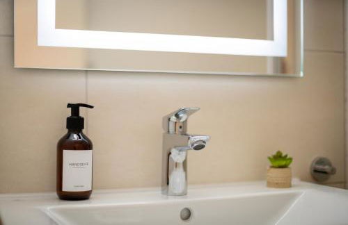 SoWi Home - stilvolles Apartment mit Parkplatz - nähe Klinikum und Uni - Foto 9