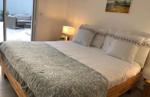 Location villa entre lac et océan avec son spa de nage - Foto 43