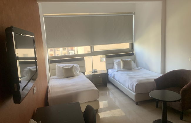 Bliss 3000 Furnished Studios - Photo 11