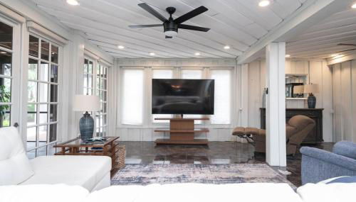 Huge Waterfront Mini-Resort w Gym, Dock & Pool - Foto 4