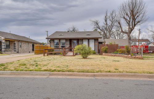 Cozy Oklahoma City Home with Deck and Gas Grill! - Foto 2