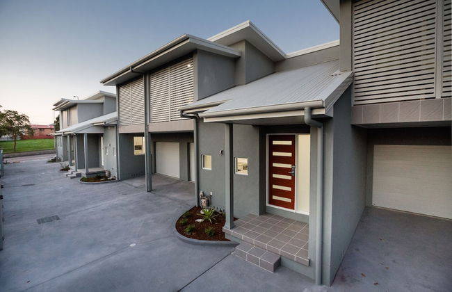 Wallsend Executive Apartments - Photo 1