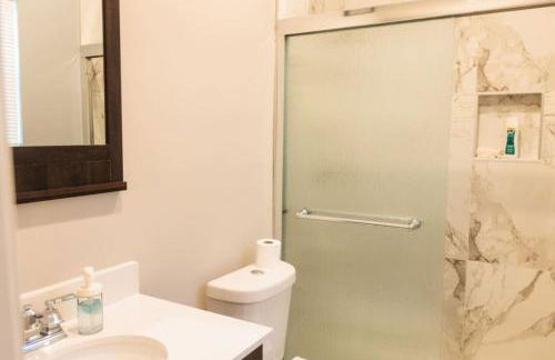 The Entertainment House Sleeps 8 Near Mall - Foto 42