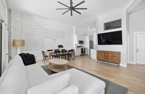 Stylish Old Port 2BR Loft, Walk to Everything - Foto 10