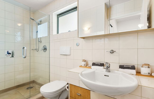 Beachfront on Waiheke - Foto 24