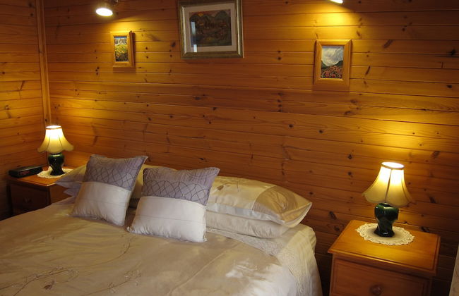 Edelweiss Cottage B&B - Photo 2