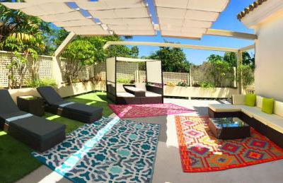 Villa de Lujo con Jardines y Piscina - Foto 41