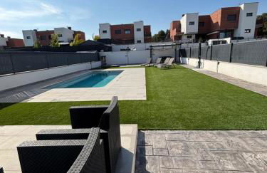 Casa con piscina y parking en Roda de Berà - Foto 6