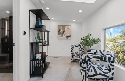 Sleeps 32 Private Compound w Putting Green Bouldin Collective by AvantStay - Foto 59