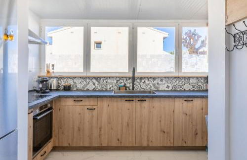 Sol y Sombra - Photo 8