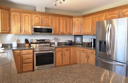 Summerside Cape on Crooked Lake ---Waterfront-Sunsets-Sleeps 12 - Foto 8